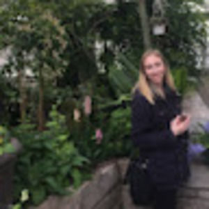 Meet your Posher, Ella